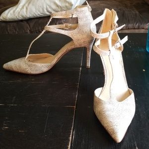 Nine west pointy toe pumps size 9